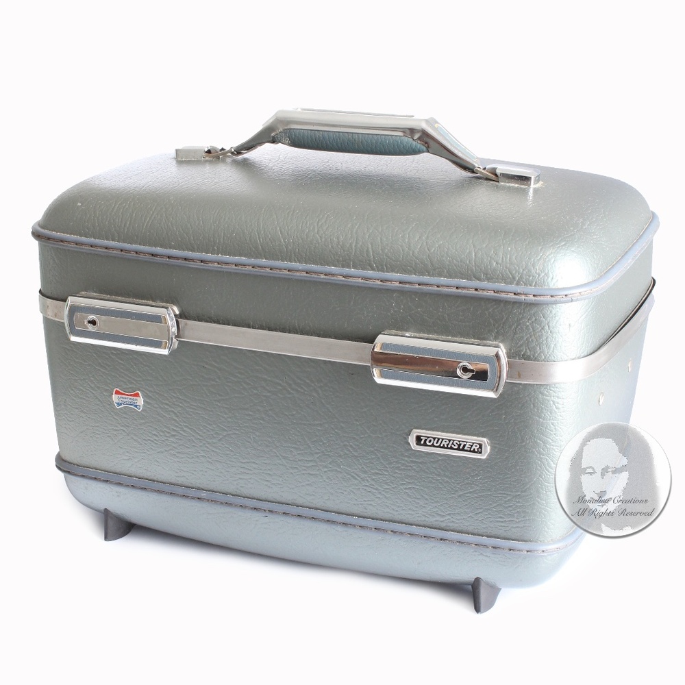 American Tourister Train Case Hard Carry On Bag Make Up Vintage + Mirror & Keys